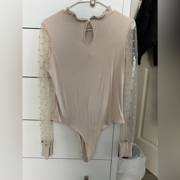 Cream Bodysuit - Picture 3 of 4